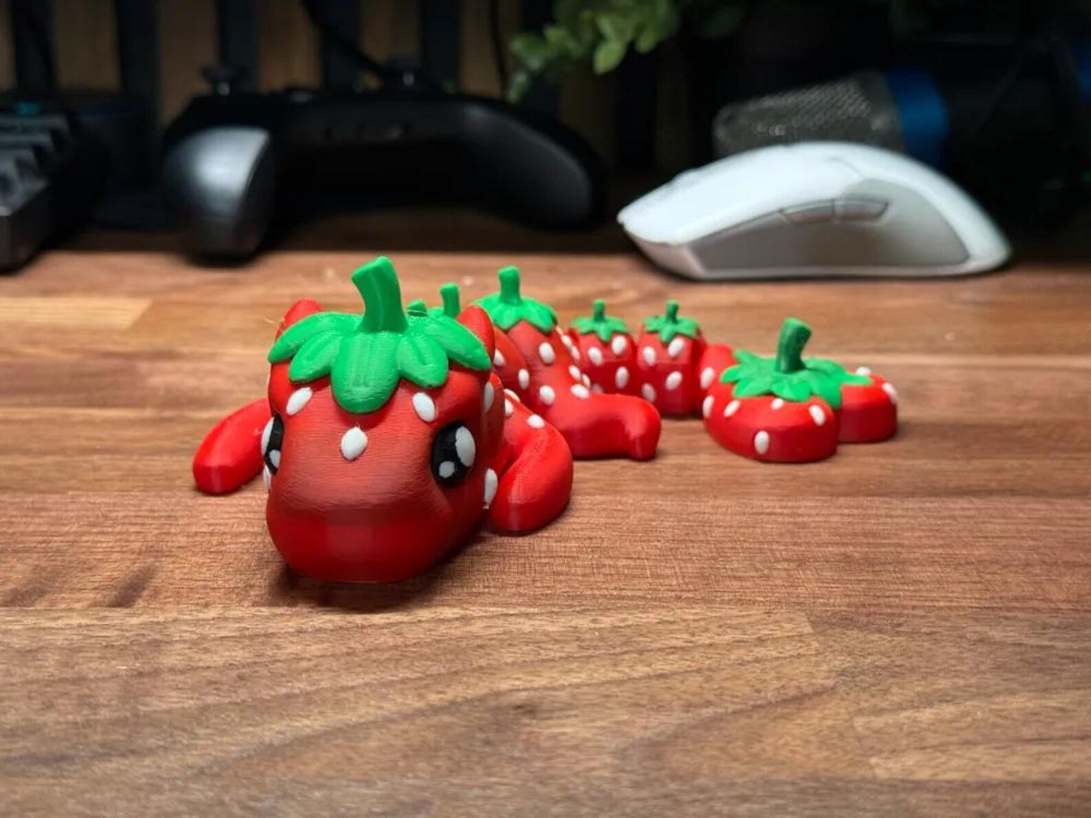 Charming Strawberry Dragon, 3D Printed for Play and Relaxation, Baby Articulated Strawberry Dragon - MR SOFT ART STORE